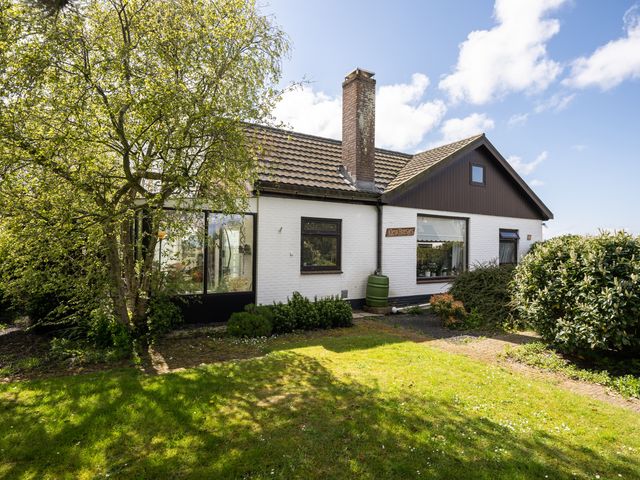 Stuifweg 107, Oosterend