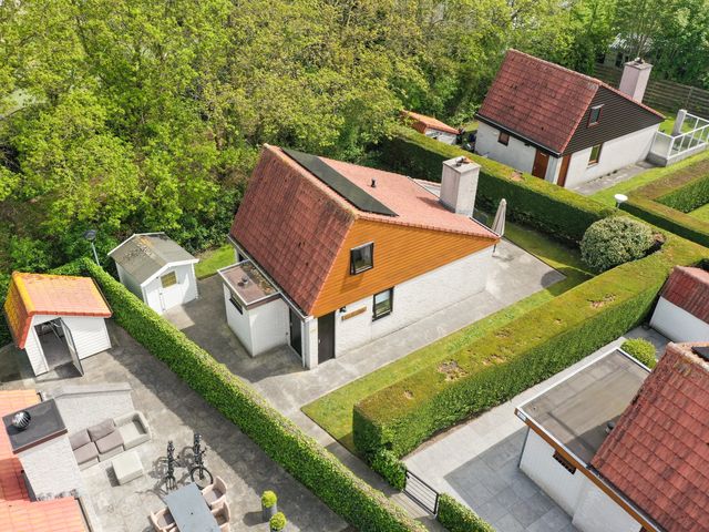 Grensweg 212, Den Burg
