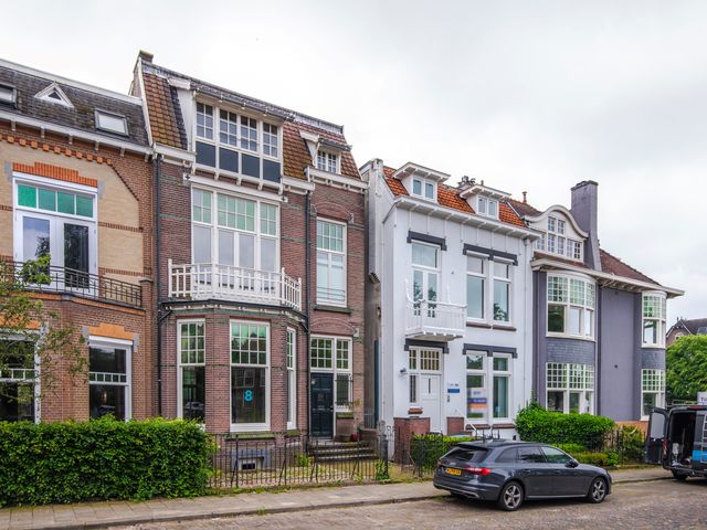 Bothaplein 8, Arnhem