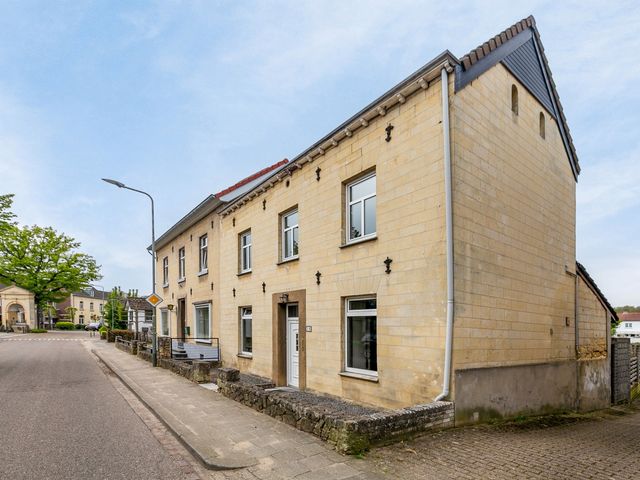 Sint Gerlachstraat 14, Valkenburg