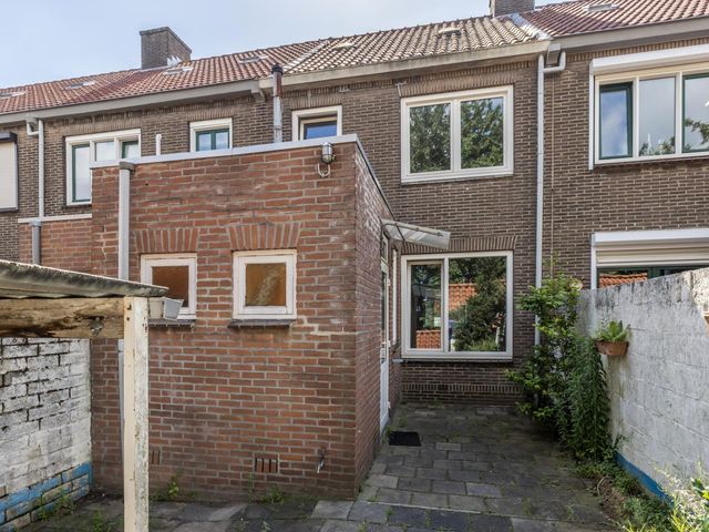 Joannesstraat 36, Geleen