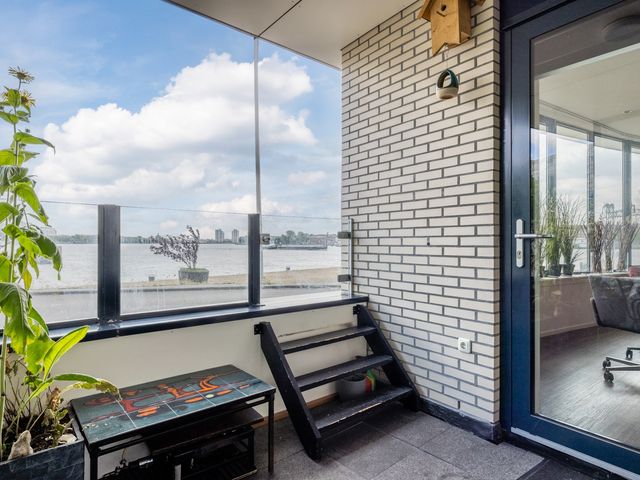 Oosterkade 7B, Rotterdam