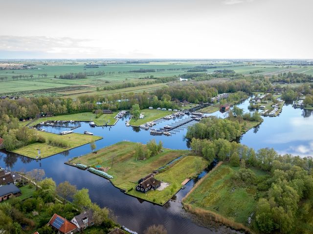 Oudeweg 10, Ossenzijl