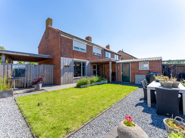 Vijverstraat 27, Cadzand