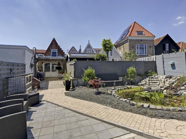 Varremarkt 6, Zierikzee