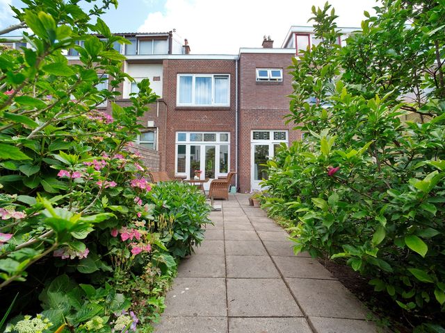 Rembrandtlaan 21, Voorburg