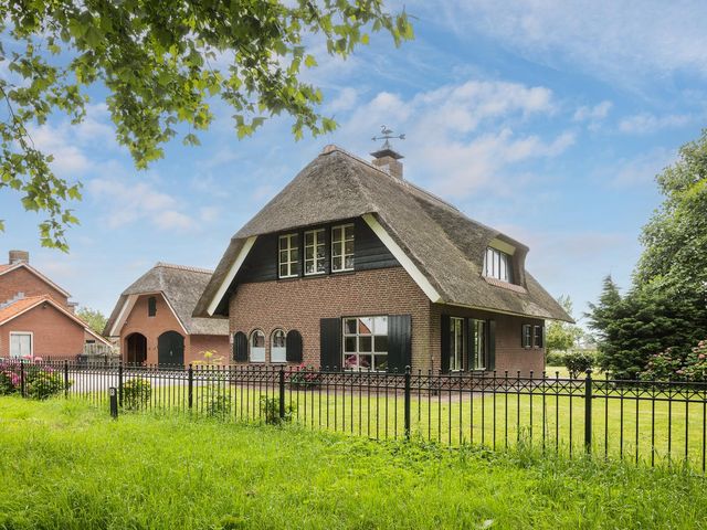 Hoeve 5, Huissen