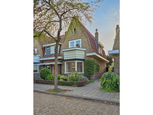 Spreeuwenstraat 25, Hengelo