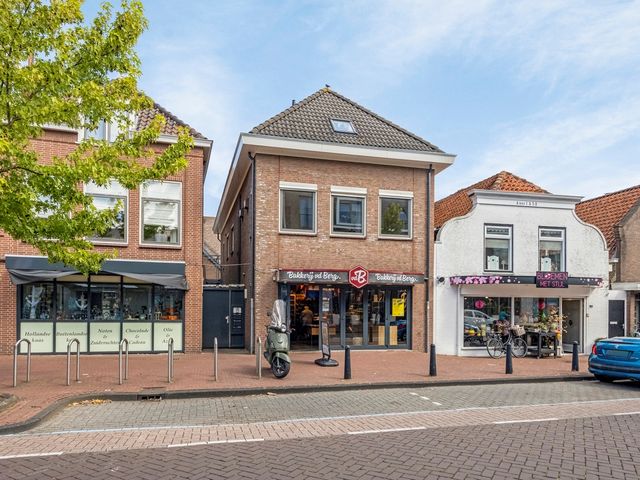 Hoofdstraat 93, De Lier