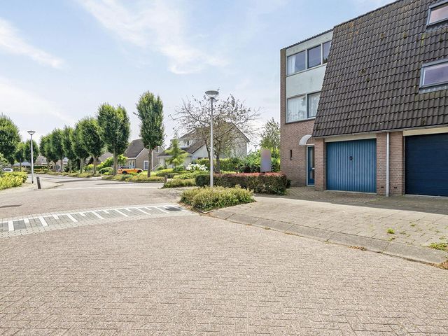 Planetenlaan 20, Herveld