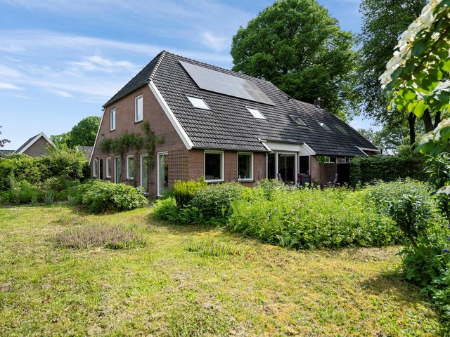 Nijlanderstraat 24, Rolde