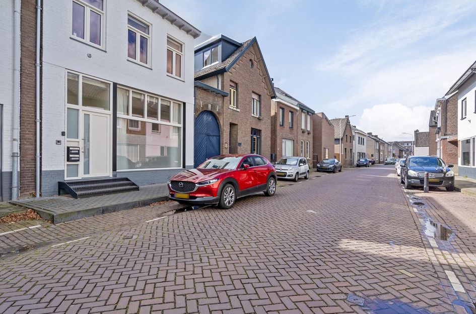 Heugemerstraat 112A