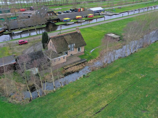 Petersteeg 1, Giethoorn