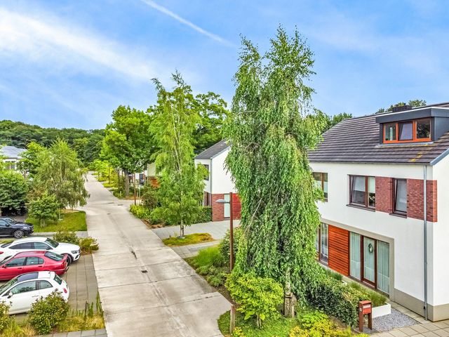 Lisa Dahmen - Ottenheijmstraat 26, Roermond