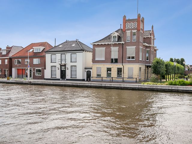 Zuidkade 9, Waddinxveen