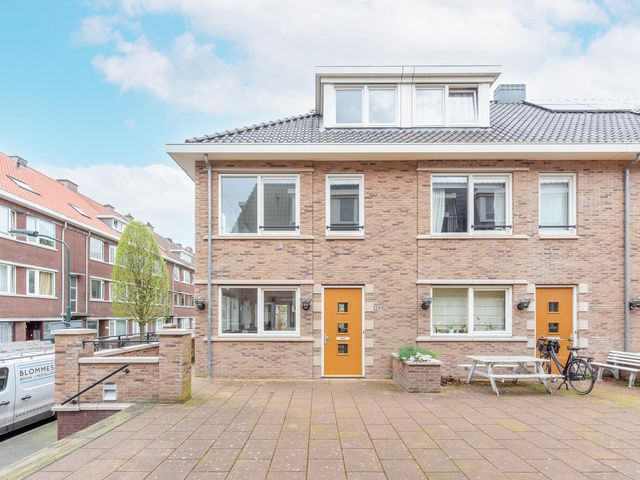 Graaf Florisstraat 24, Voorburg