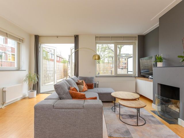 Graaf Florisstraat 24, Voorburg