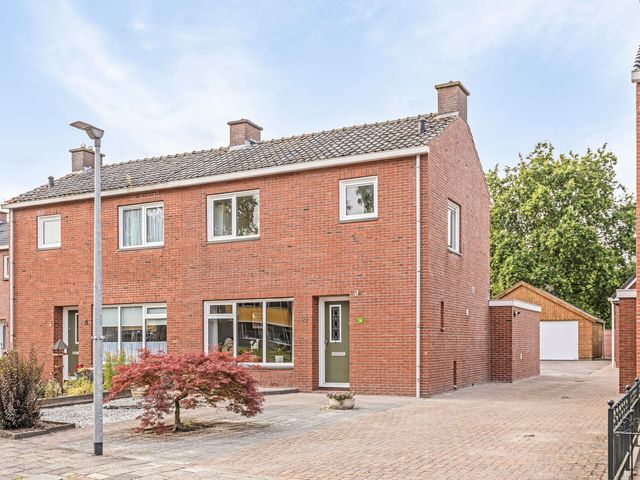 Ds. J. Hekhuisstraat 35, Muntendam