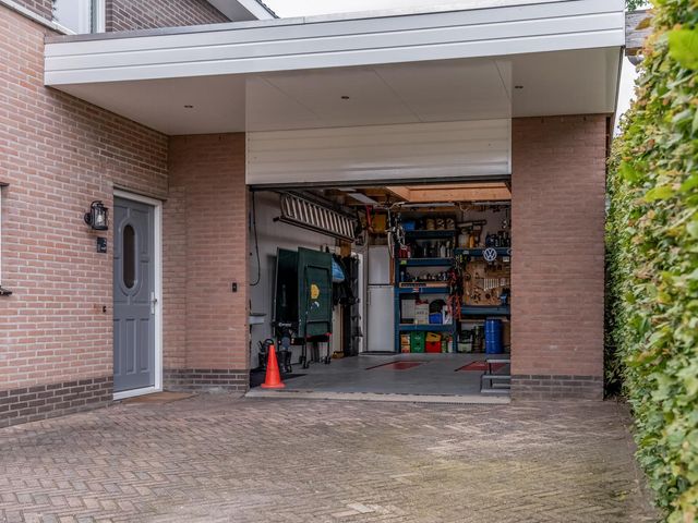 Johan Frisostraat 2, Randwijk