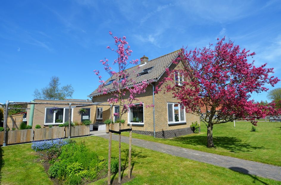 Dorpsstraat 19
