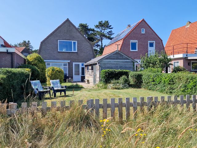 Burgemeester Van Heusdenweg 23, West-Terschelling