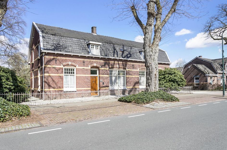 Pastoor van Winkelstraat 27- 29