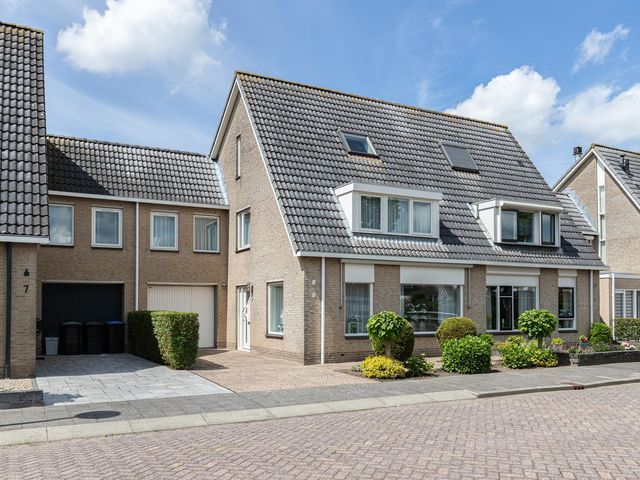 Prins Johan Frisostraat 5, Oud-Alblas