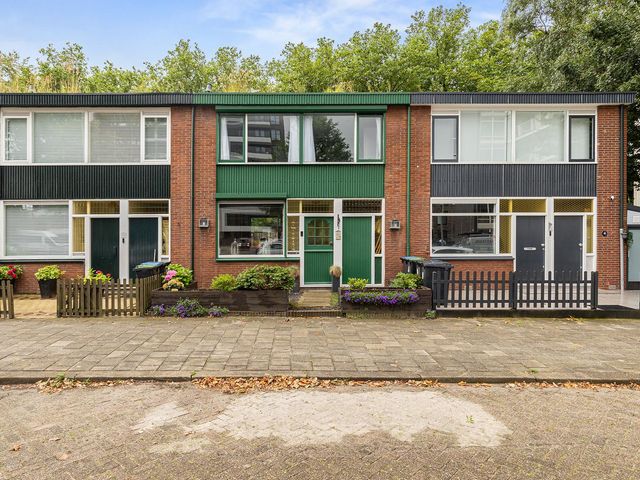 Johan Braakensiekstraat 11, Schiedam