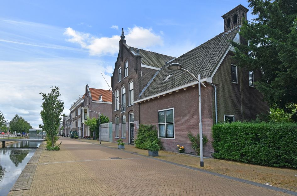 Spoorsingel 68