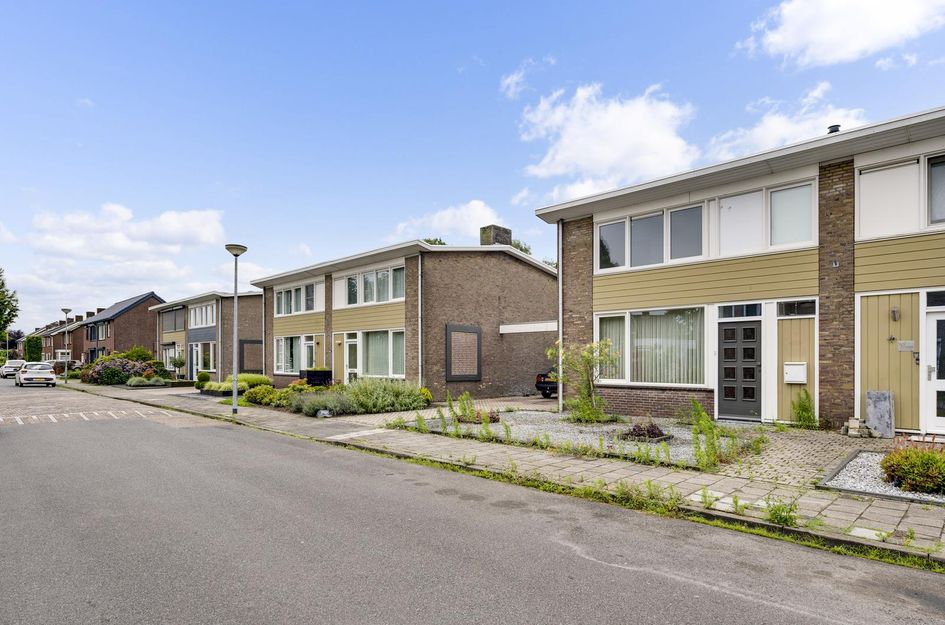 Pastoor Vullersstraat 30