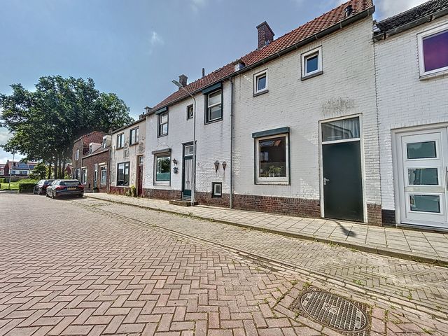 Landbouwstraat 6, Ijzendijke