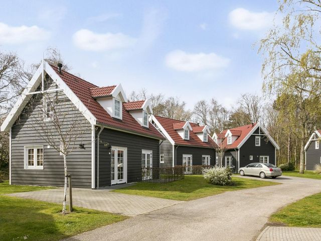 Duinwekken 29-511, Renesse