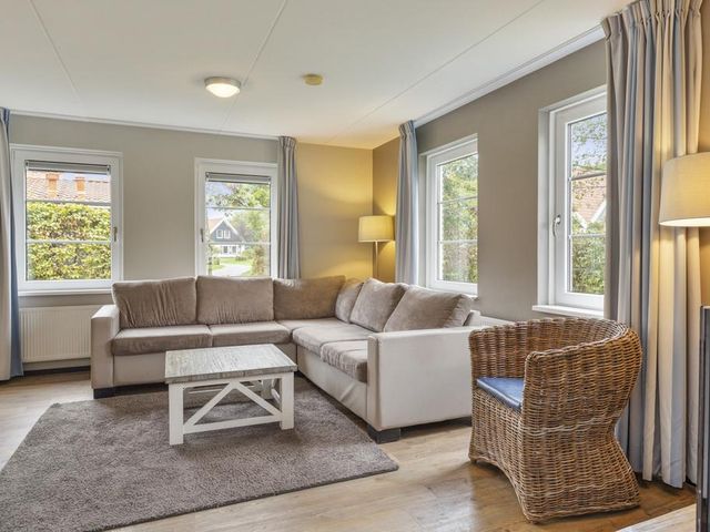 Daleboutsweg 4-10, Burgh-Haamstede