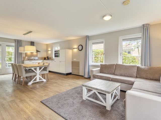 Daleboutsweg 4-10, Burgh-Haamstede