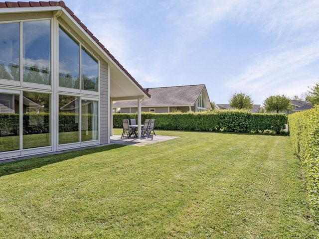 Veerse Meerdreef 72, Kortgene