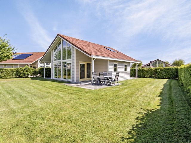 Veerse Meerdreef 72, Kortgene