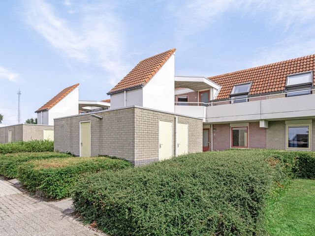 Centrum 36, Brouwershaven