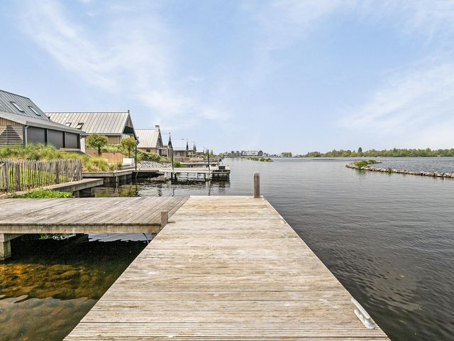 Oesterdam 313, Tholen