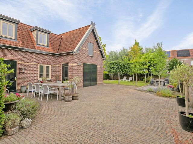 John F. Kennedystraat 5, Oud-Vossemeer