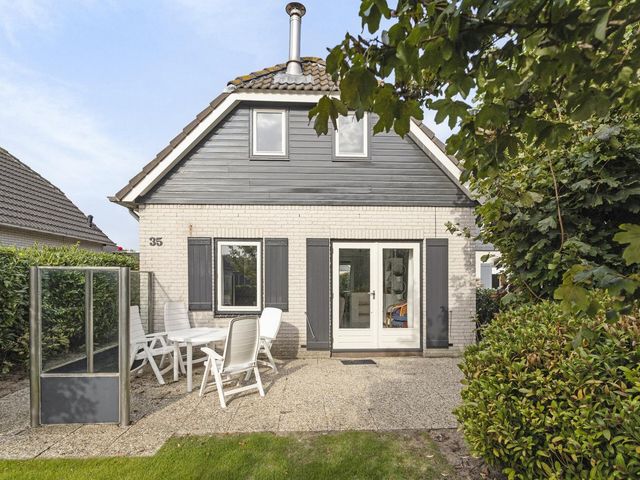 Noordzeepark-Zuiderdiep 35, Ouddorp