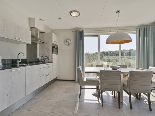 de Duinen 502, Ouddorp