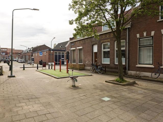 Lombokstraat 19, Dordrecht