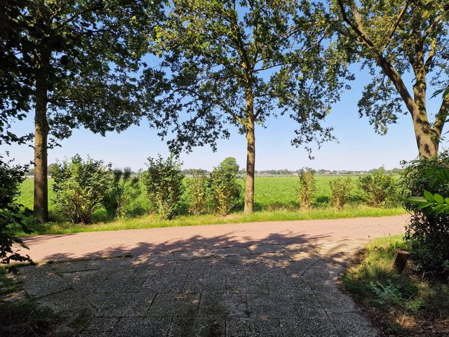 De Stille Wille 90, Oost West En Middelbeers