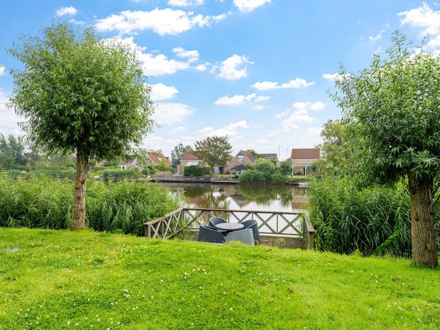 Nieuwesluisweg 1A1033, Breskens