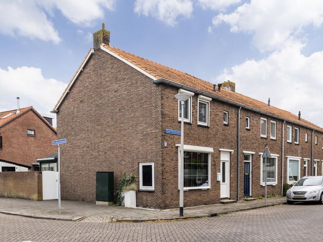 Oude Raadhuisplein 2, Hendrik-Ido-Ambacht