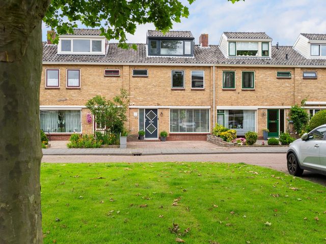 Admiraal Helfrichplein 21, Bleiswijk
