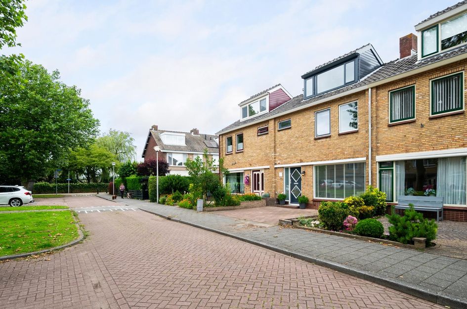 Admiraal Helfrichplein 21