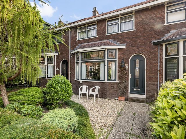 Willaertstraat 10, Dordrecht