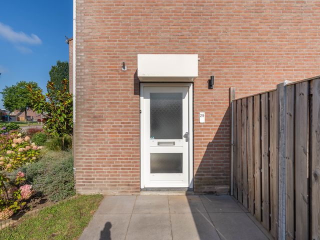 Pastoor Verheggenstraat 29, Castenray