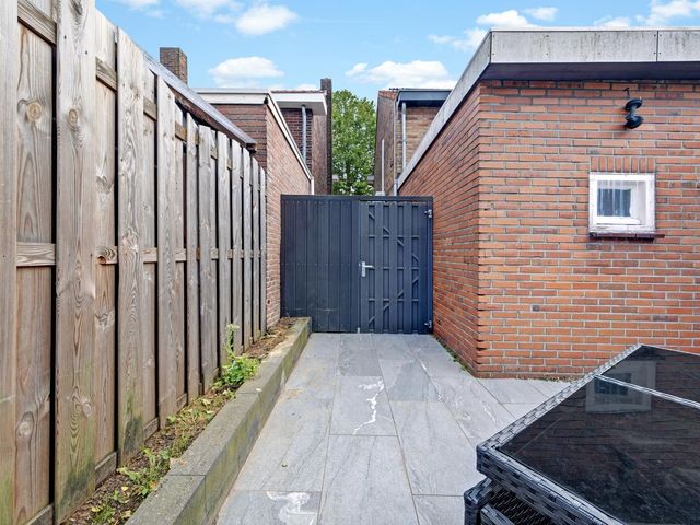 Burg. Lemmensstraat 229, Geleen